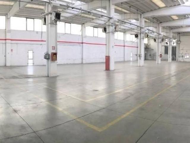 Capannone in affitto a Monza