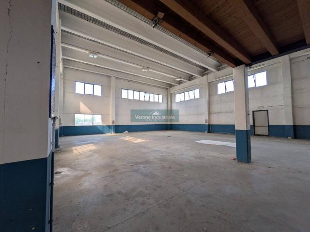 Capannone in affitto a Zona industriale Mozzecane, Mozzecane
