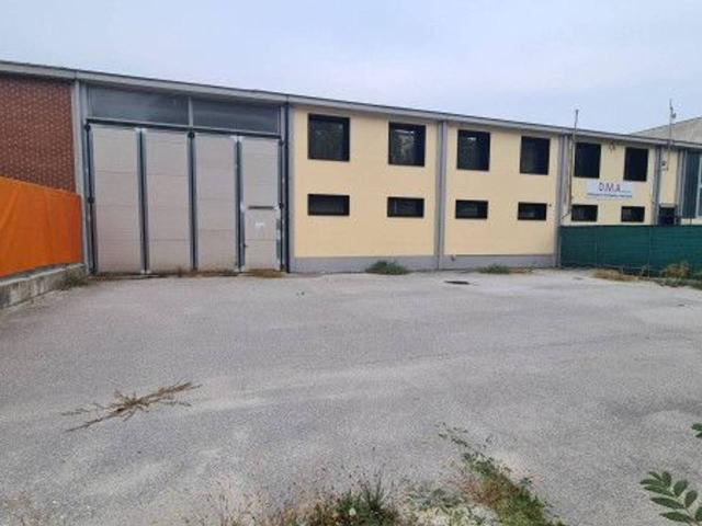 Capannone in affitto a Pianfei, Cuneo