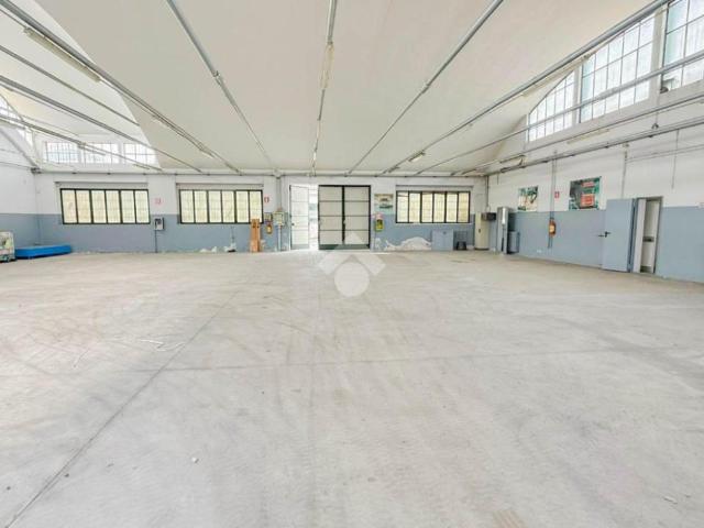 Capannone in affitto a Cascina Limito, Pioltello
