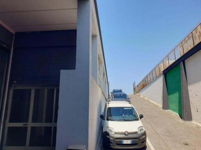 Capannone in affitto a Roma Capitale, Lazio