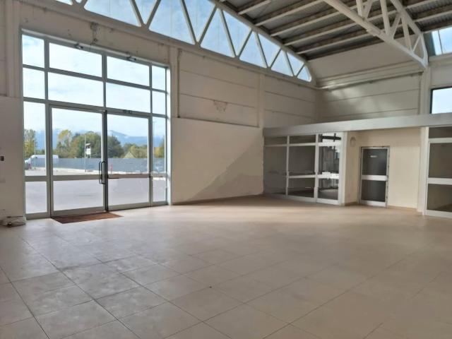 Capannone in affitto a Rughi, Porcari