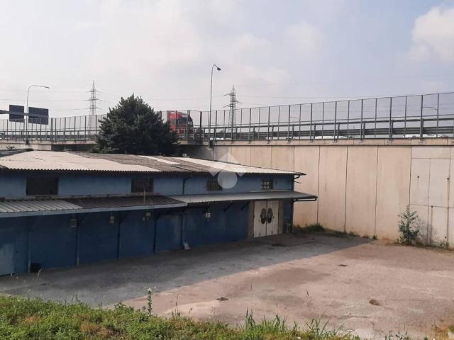 Capannone in affitto a Roncadelle, Lombardia