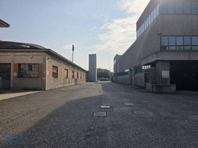 Capannone in affitto a Zivido, San Giuliano Milanese