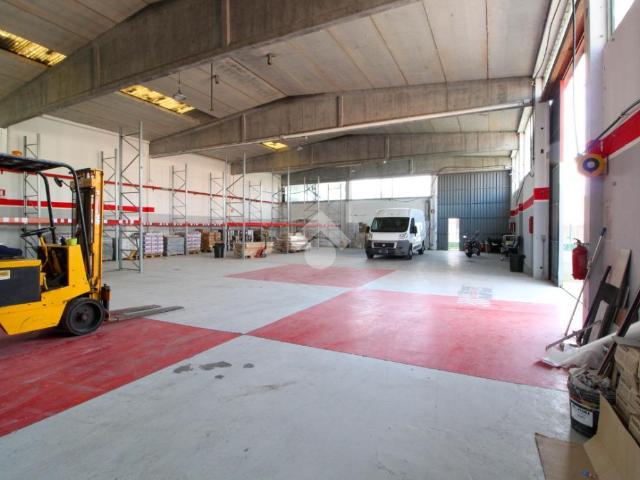 Capannone in affitto a Zivido, San Giuliano Milanese
