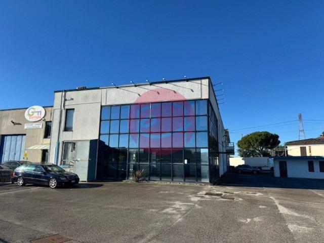 Capannone in affitto a Unione di comuni Valmarecchia, Santarcangelo Di