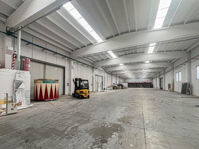 Capannone in affitto a Unione dei comuni del Distretto Ceramico, Sassuolo