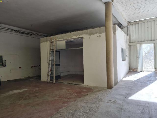 Capannone in affitto a Unione dei comuni del Distretto Ceramico, Sassuolo