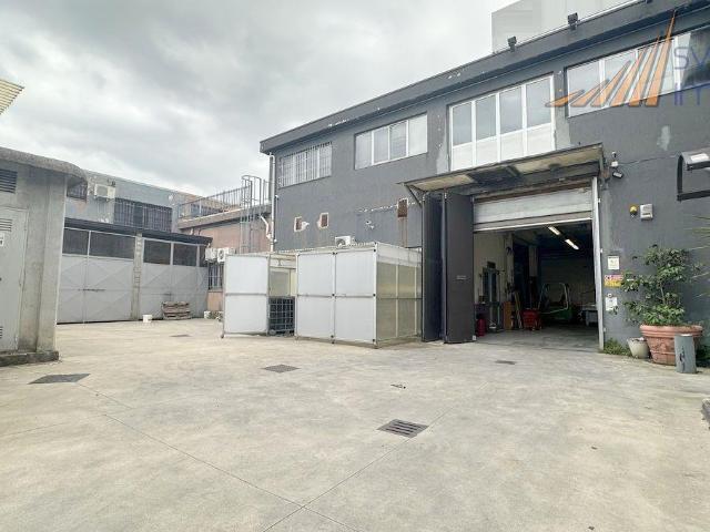 Capannone in affitto a Cassina de' Gatti, Sesto San Giovanni