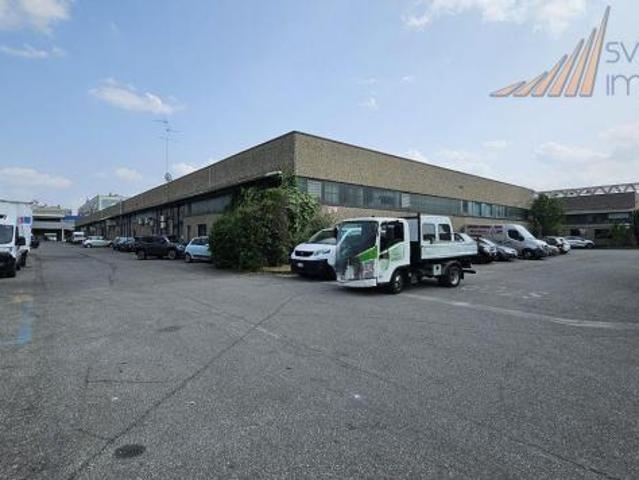 Capannone in affitto a Sesto San Giovanni, Milano