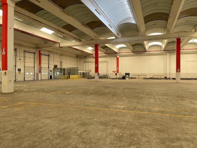 Capannone in affitto a Settala, Lombardia