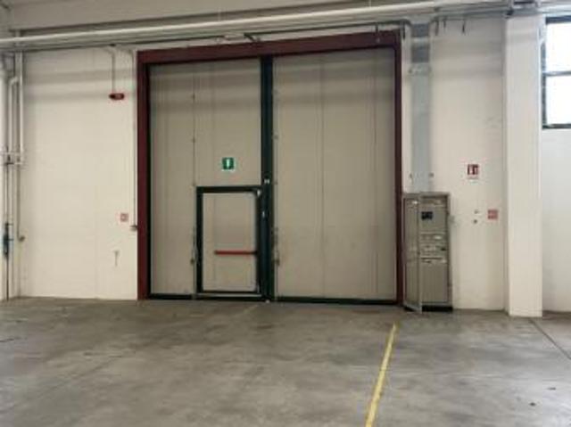 Capannone in affitto a Susegana, Veneto