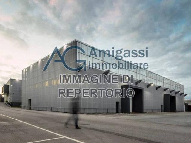 Capannone in affitto a Urgnano, Lombardia