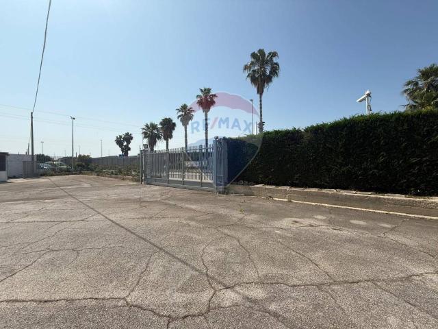 Capannone in affitto a Ceglie del Campo, Bari