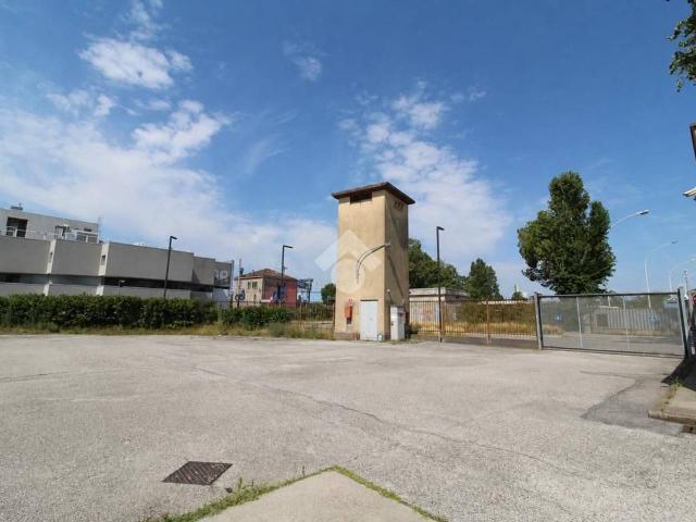 Capannone in affitto a Mestre-Carpenedo, Venezia