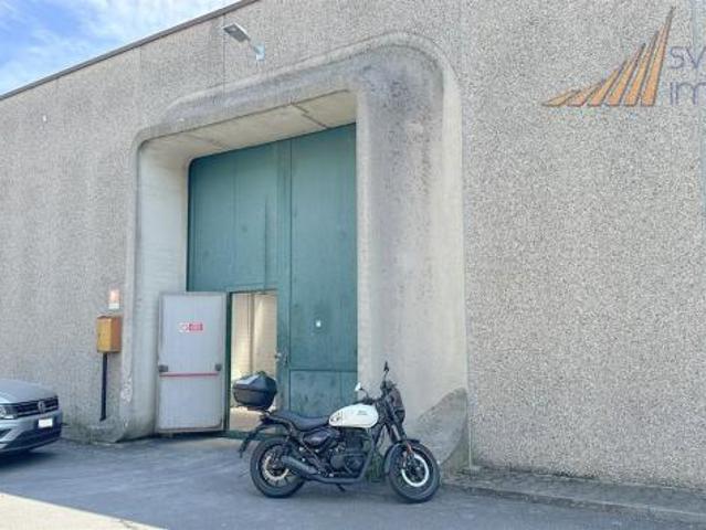 Capannone in affitto a Arcore, Lombardia