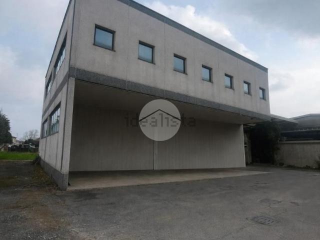 Capannone in affitto a Paderno, Seriate