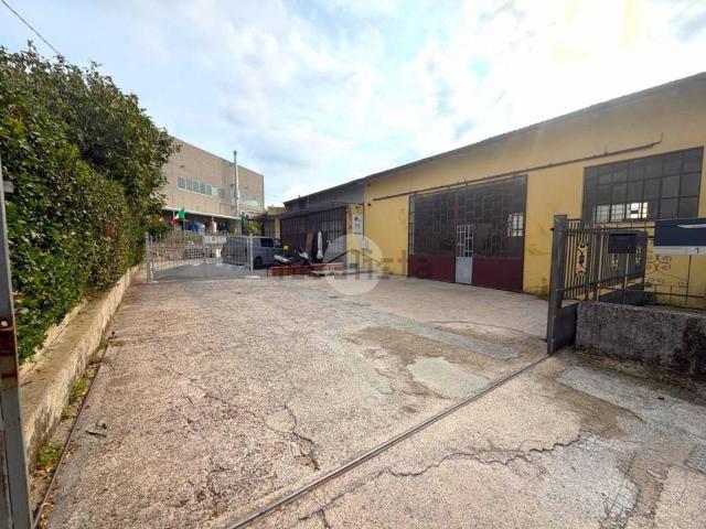 Capannone in affitto a Lonato del Garda, Brescia
