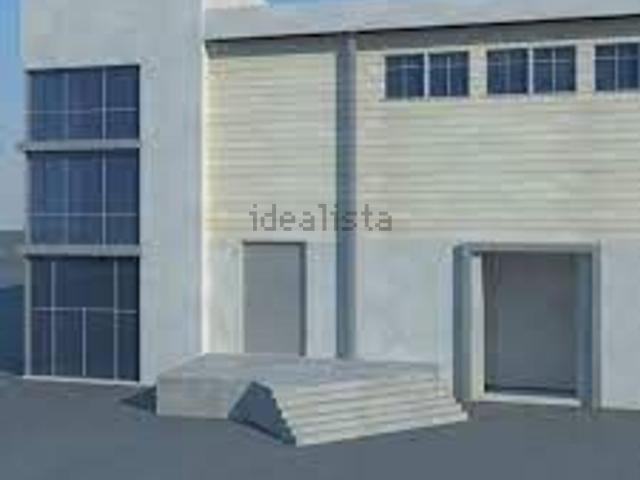 Capannone in affitto a Le Badie, Prato