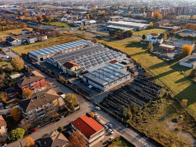 Capannone in affitto a Unione di Comuni della Romagna Forlivese, Quattro