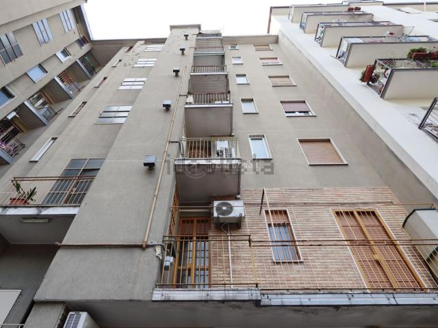 Capannone in affitto a Selinunte, Milano