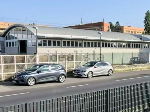 Capannone in affitto a Municipio Roma IX, Roma Capitale
