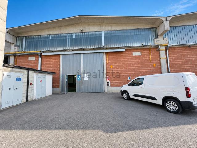 Capannone in affitto a S. Lucia, Cadeo