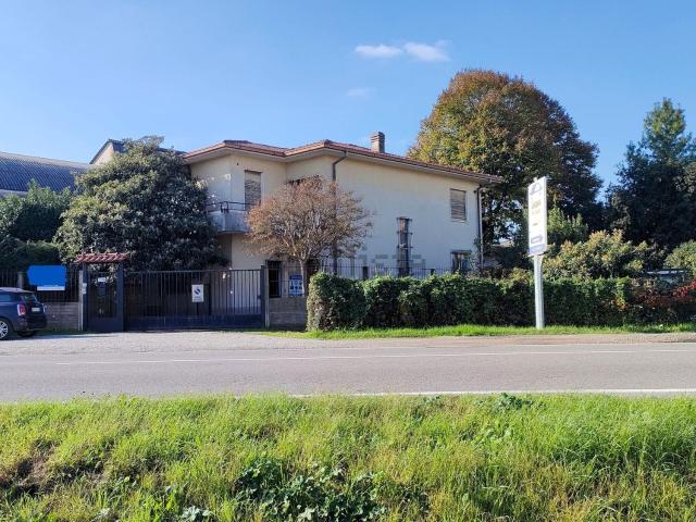 Capannone in affitto a Castelletto, Abbiategrasso