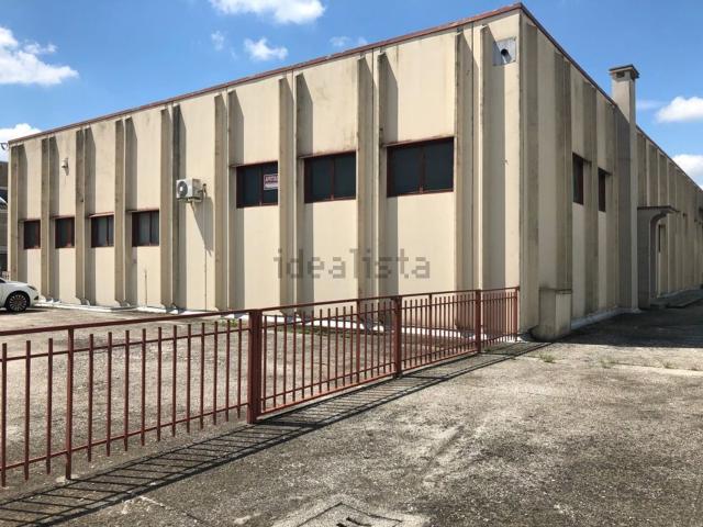 Capannone in affitto a Casola, Veneto