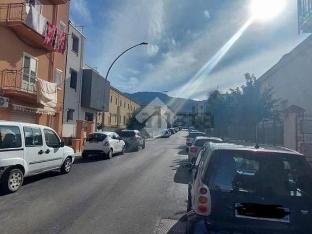 Capannone in affitto a Partinico, Sicilia