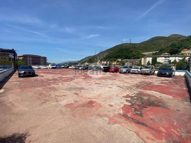 Capannone in affitto a Medio Ponente, Serra Riccò