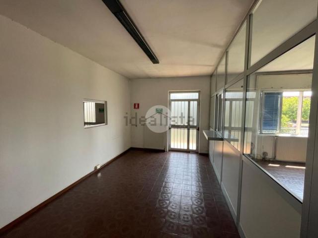 Capannone in affitto a Seriate, Lombardia