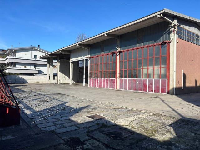 Capannone in affitto a Zona Omogenea Milano Nord, Paderno Dugnano