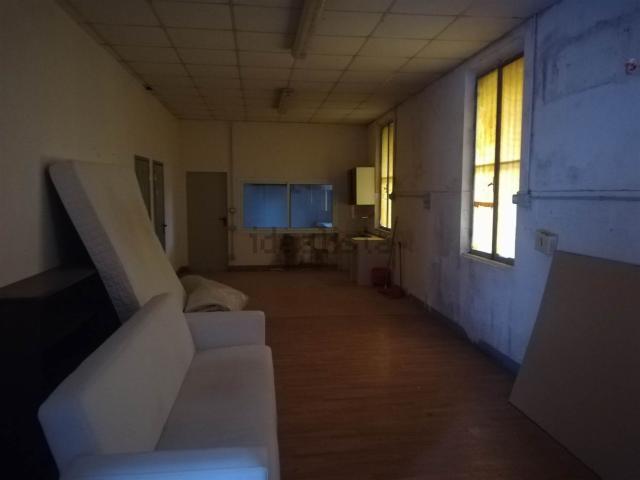 Capannone in affitto a San Donnino, Campi Bisenzio