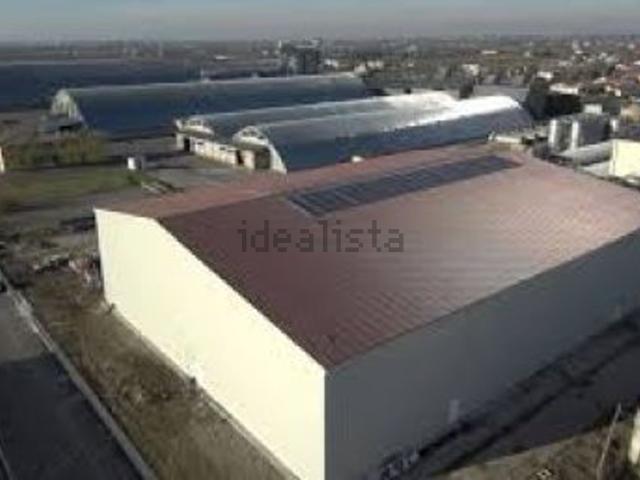 Capannone in affitto a Prato, Toscana