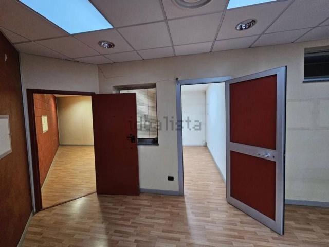 Capannone in affitto a Arnate, Gallarate