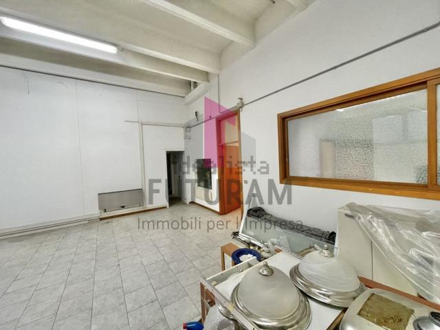 Capannone in affitto a Quartiere I Pini, Torri Di Quartesolo