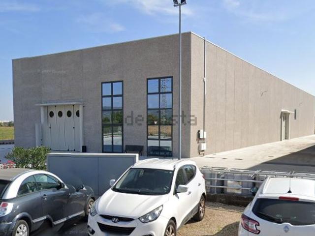 Capannone in affitto a Falzè, Trevignano