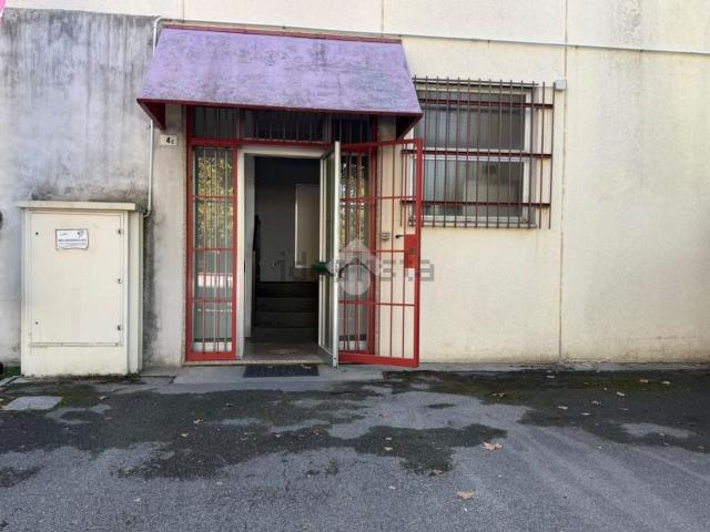 Capannone in affitto a Róveri, Bologna