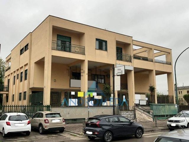 Capannone in affitto a Saviano, Campania