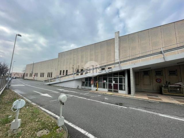 Capannone in affitto a Orio Al Serio, Lombardia