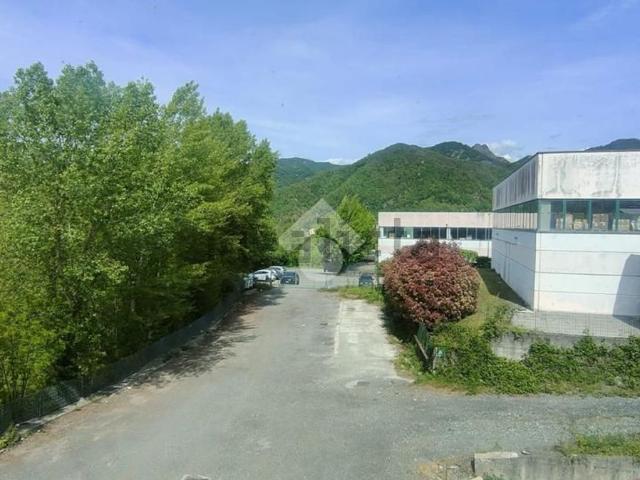 Capannone in affitto a Busalla, Liguria