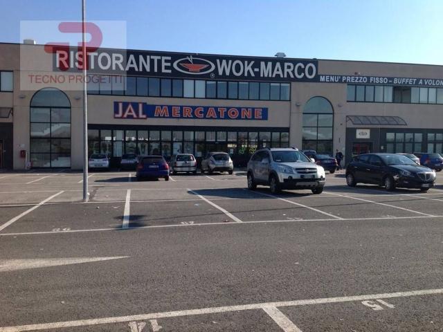 Capannone in affitto a Ortona, Abruzzo