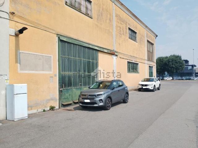 Capannone in affitto a Unione dei Comuni Bassa Bresciana Occidentale, Lograto