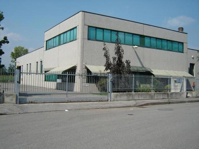 Capannone in affitto a Melzo, Lombardia
