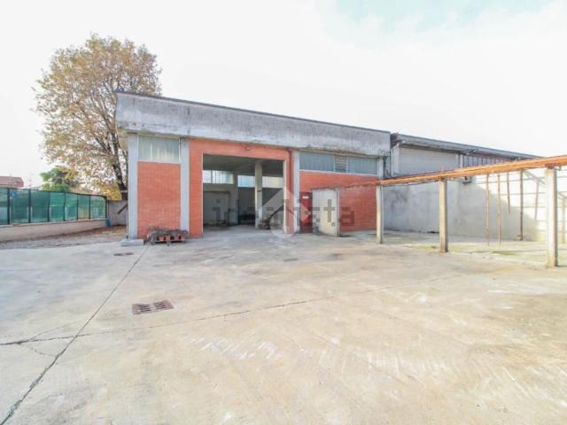 Capannone in affitto a Colturano, Lombardia