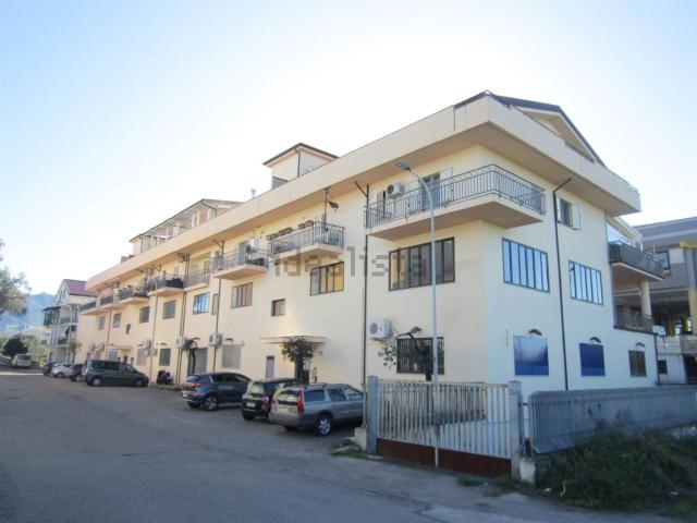 Capannone in affitto a Corigliano-Rossano, Calabria