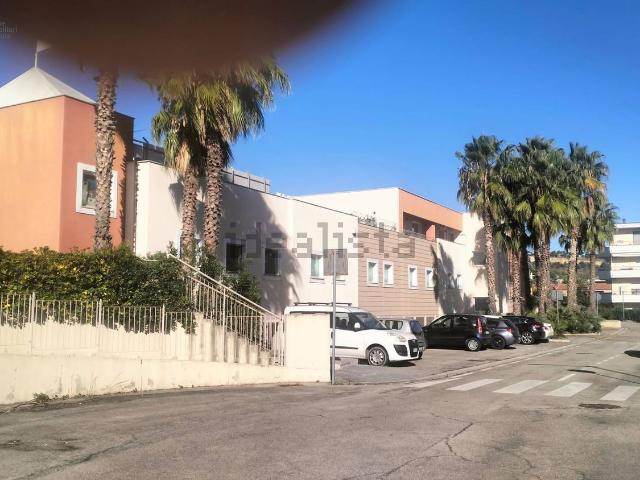 Capannone in affitto a Marche, Ascoli Piceno