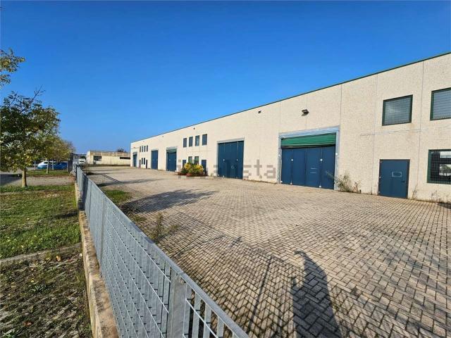 Capannone in affitto a Unione Comuni Modenesi Area Nord, Camposanto