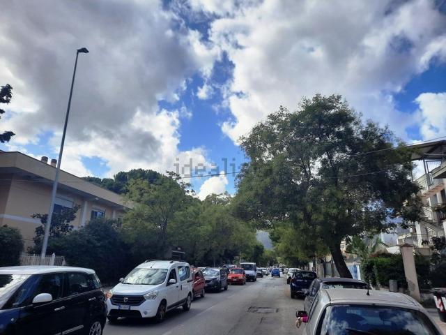 Capannone in affitto a Palermo